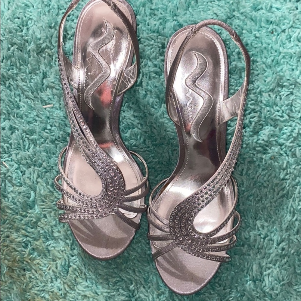 Formal heels